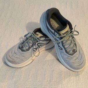 Karhu Women's Athletic Shoes - Gray